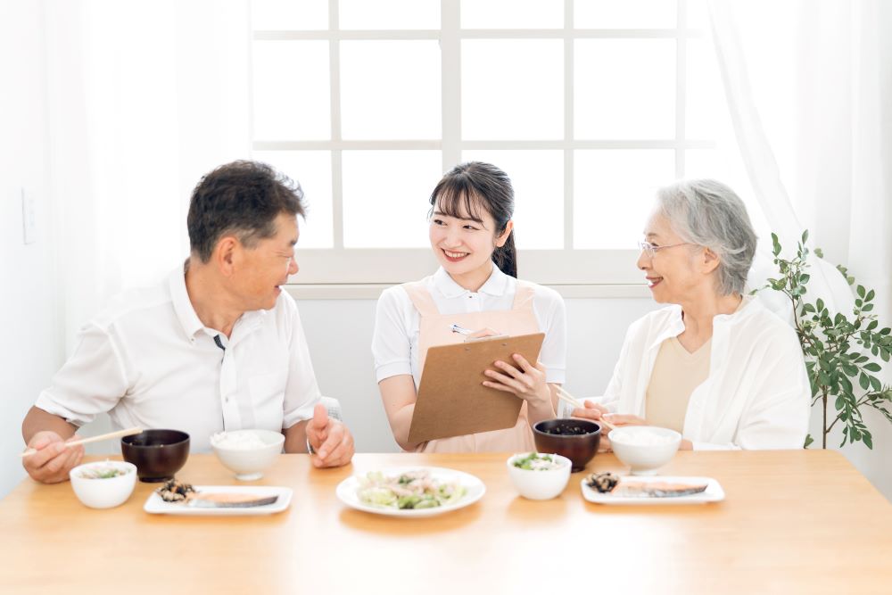 管理栄養士の転職先として介護施設を選んでみませんか？